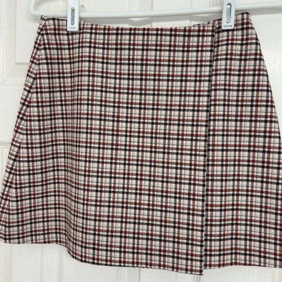 Gianni Bini Dresses & Skirts - gianni bini wrap skirt